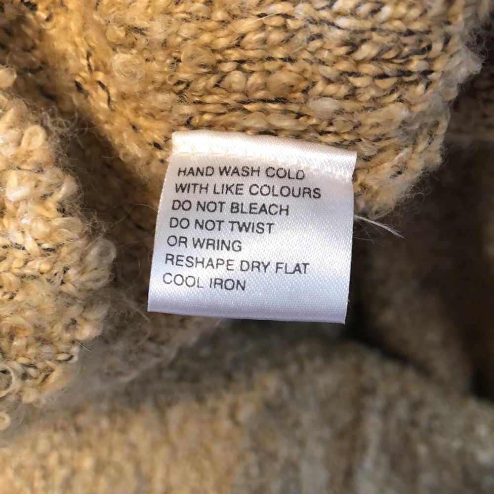 Carolyn Taylor Essentials Button Up Cardigan Size… - image 5